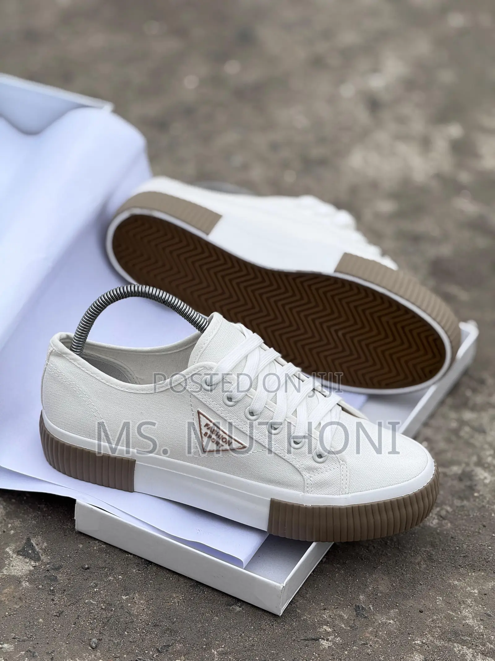 Quality Ladies Rubber Shoes 37-42