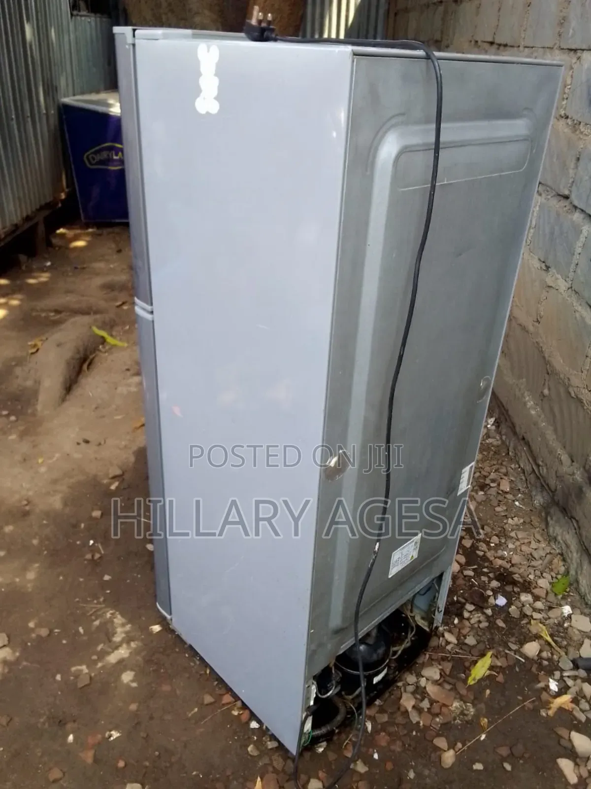 Fridges/Microwaves