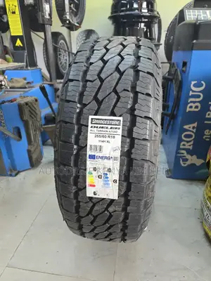 265/60r18 Bridgestone Dueler All Terrain Tire