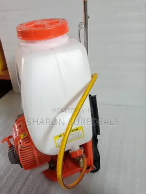 Quality Engine Sprayer With 25l Capacity