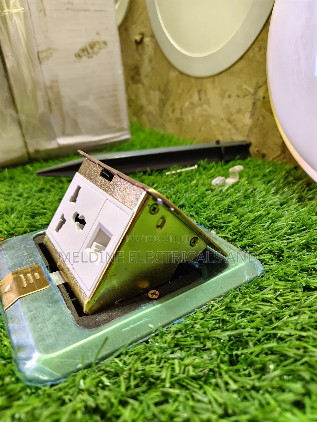Floor Socket Single