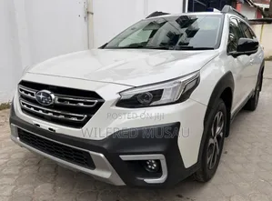 Subaru Outback 2022 White