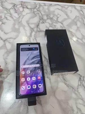 Motorola Razr 2022 256 GB Gray