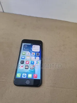 Apple iPhone SE 64 GB Black