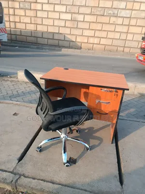Vintage Brown Lockable Office Desk With Mesh Office Chair G5