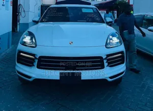 Porsche Cayenne S AWD 2020 White
