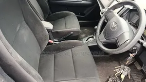 Toyota Axio 2018 Silver
