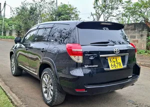 Toyota Vanguard 2012 Black