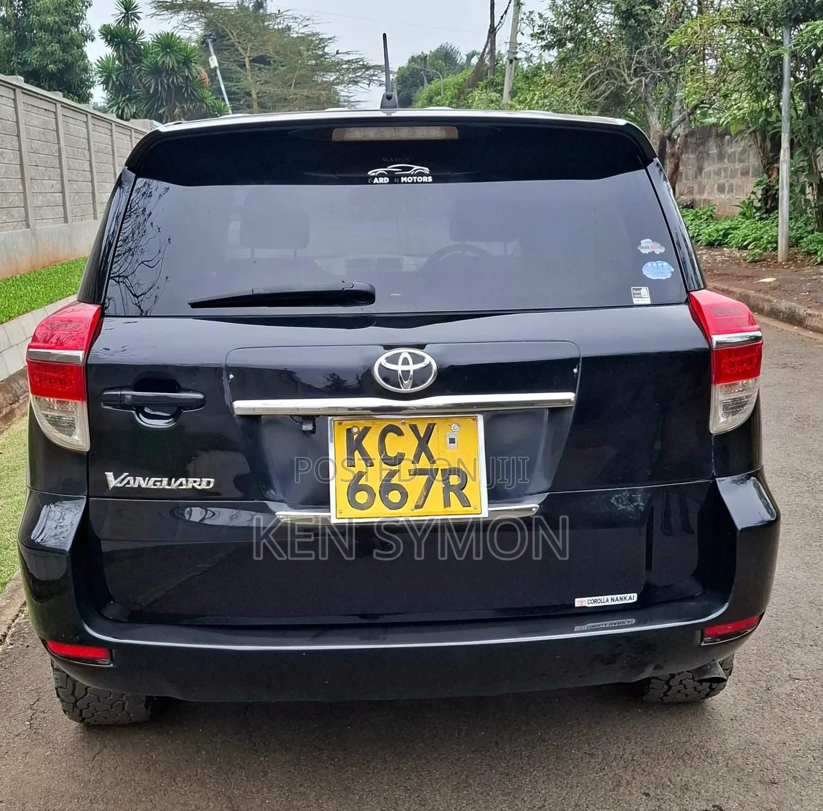 Toyota Vanguard 2012 Black