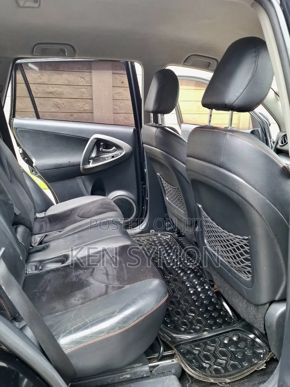Toyota Vanguard 2012 Black