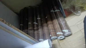 Woodeffect Contact Paper Peel and Stick