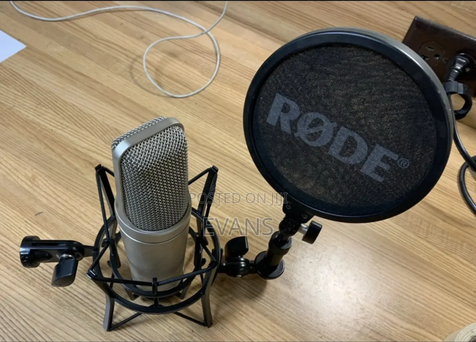Rode Nt2a Recording Microphone