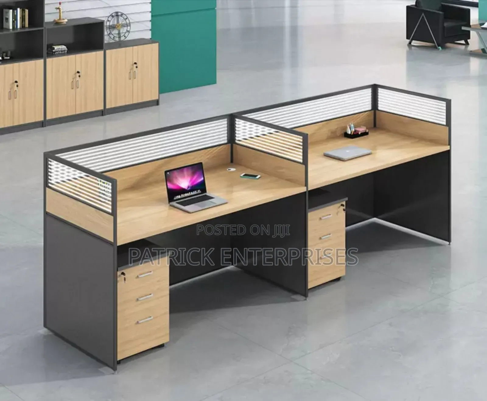 Imported Modern Tow Way Straight Workstation