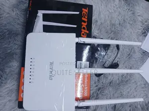 4 Antanae High-Speed Wireless Connectivity, Tenda Router 300