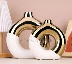 2 Piece Decorative Vases With Gold