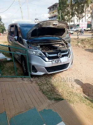 New Nissan Serena 2017 Silver