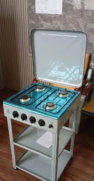 Eurochef 4 Gas Standing Cooker With Shelves White Body Ef