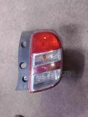 Nissan March Rh Taillight