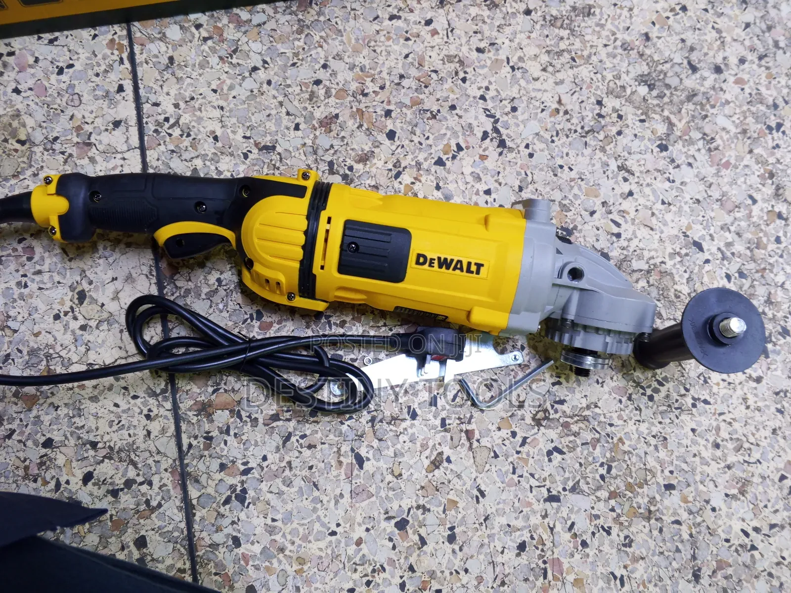 Dewalt 9inch Angle Grinder