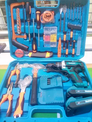 Makita Cordless Drill Toolset