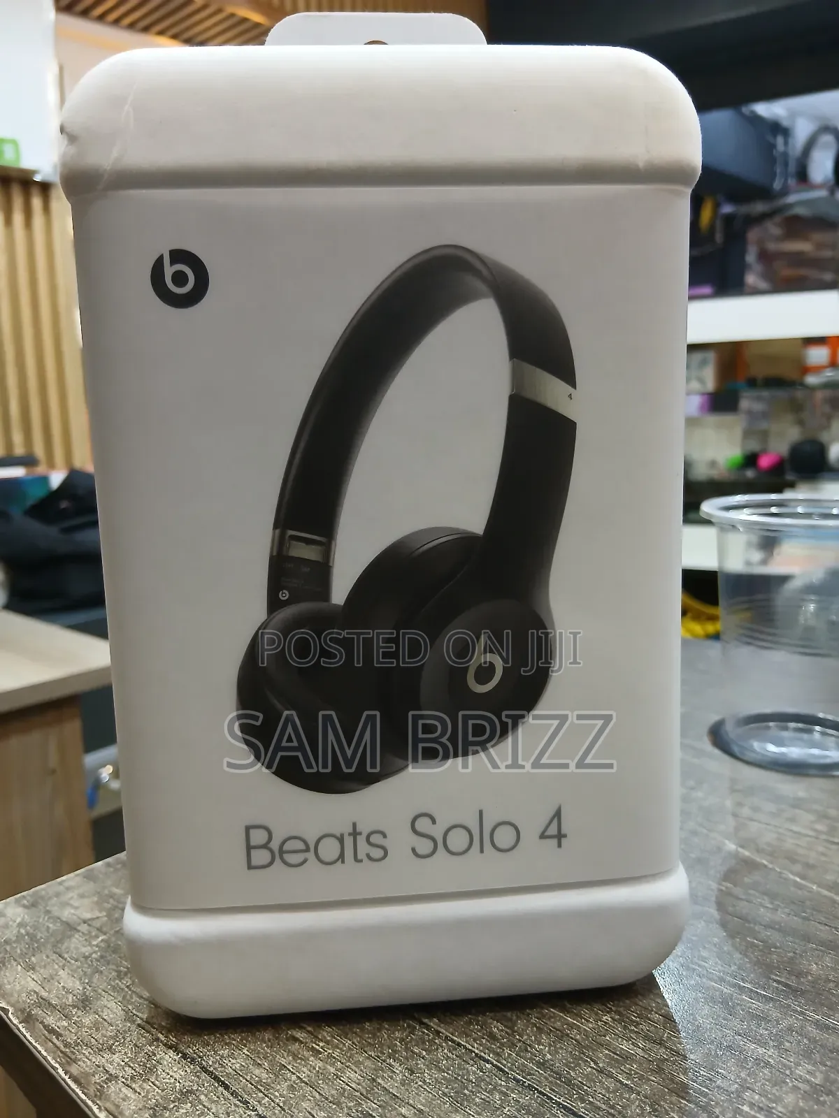 Beats Solo 4