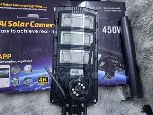 450 Watts Solar Street Light With 4mp 4g PTZ Camera.