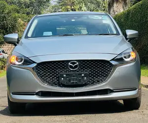 Mazda 2 2020 Silver
