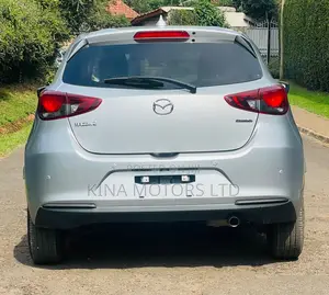 Mazda 2 2020 Silver