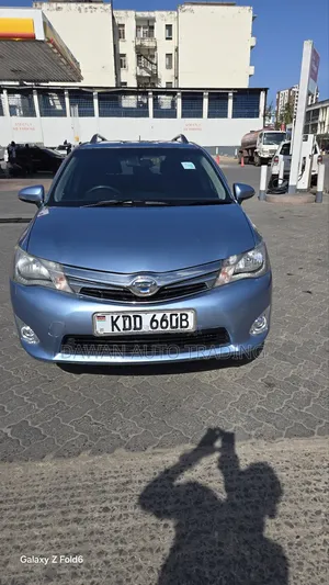 Toyota Corolla Fielder 2014 Blue