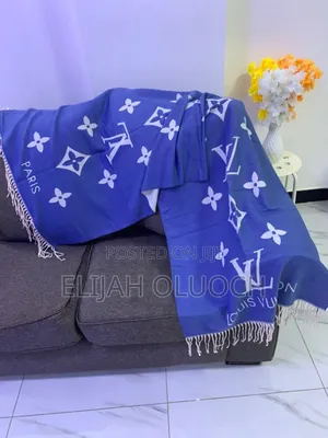 Quality Designer Heavy Shawl/Scarf Louis Vuitton
