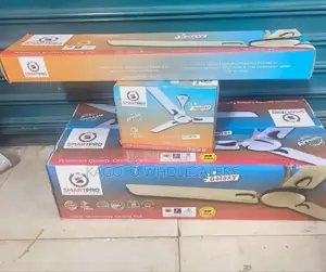 With 3blades. Roch 56inch Ceiling Fan