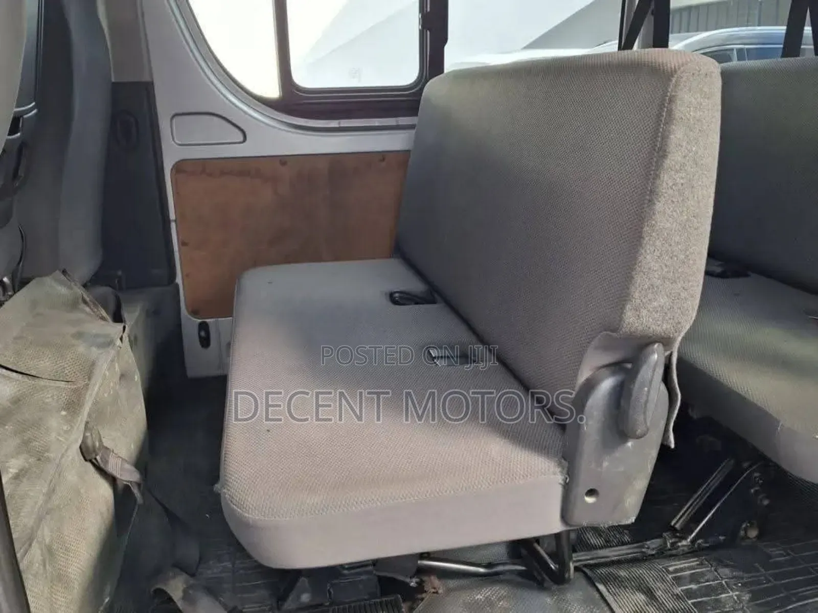 Toyota HiAce 2019 Silver