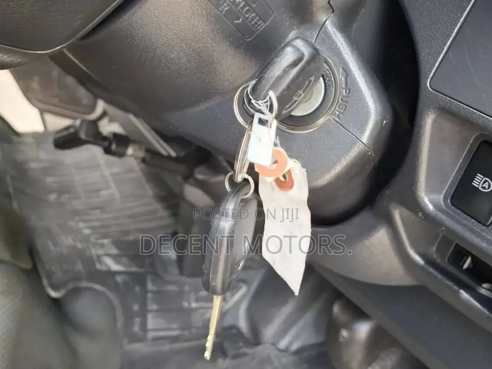 Toyota HiAce 2019 Silver
