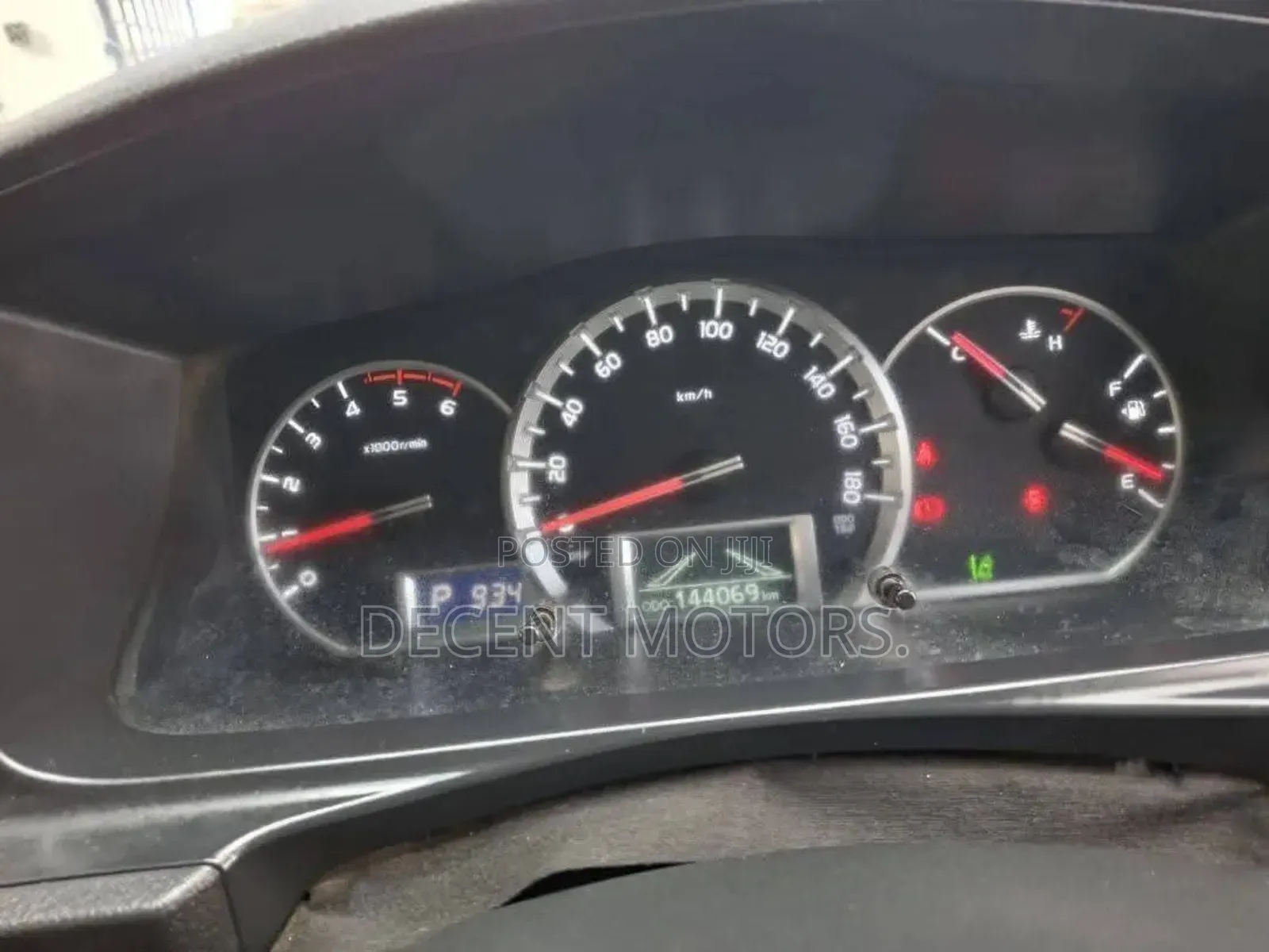 Toyota HiAce 2019 Silver