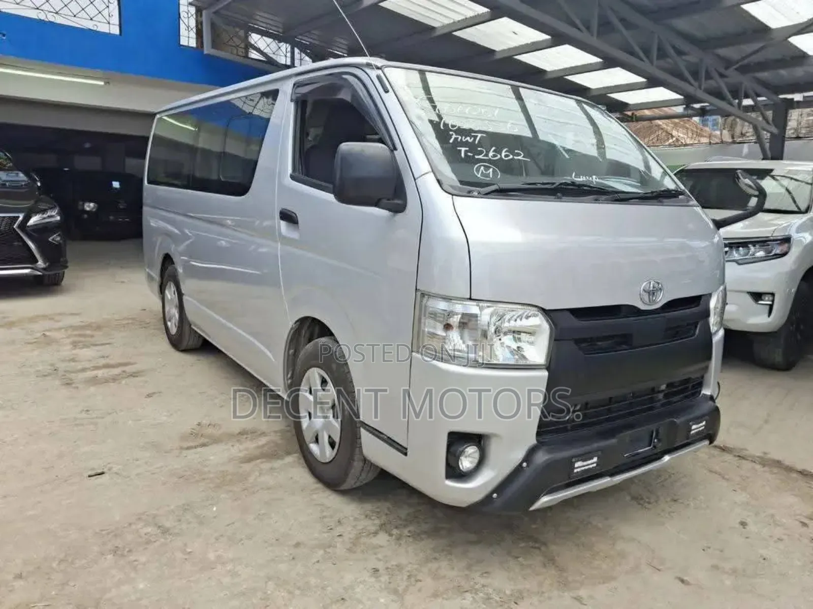 Toyota HiAce 2019 Silver
