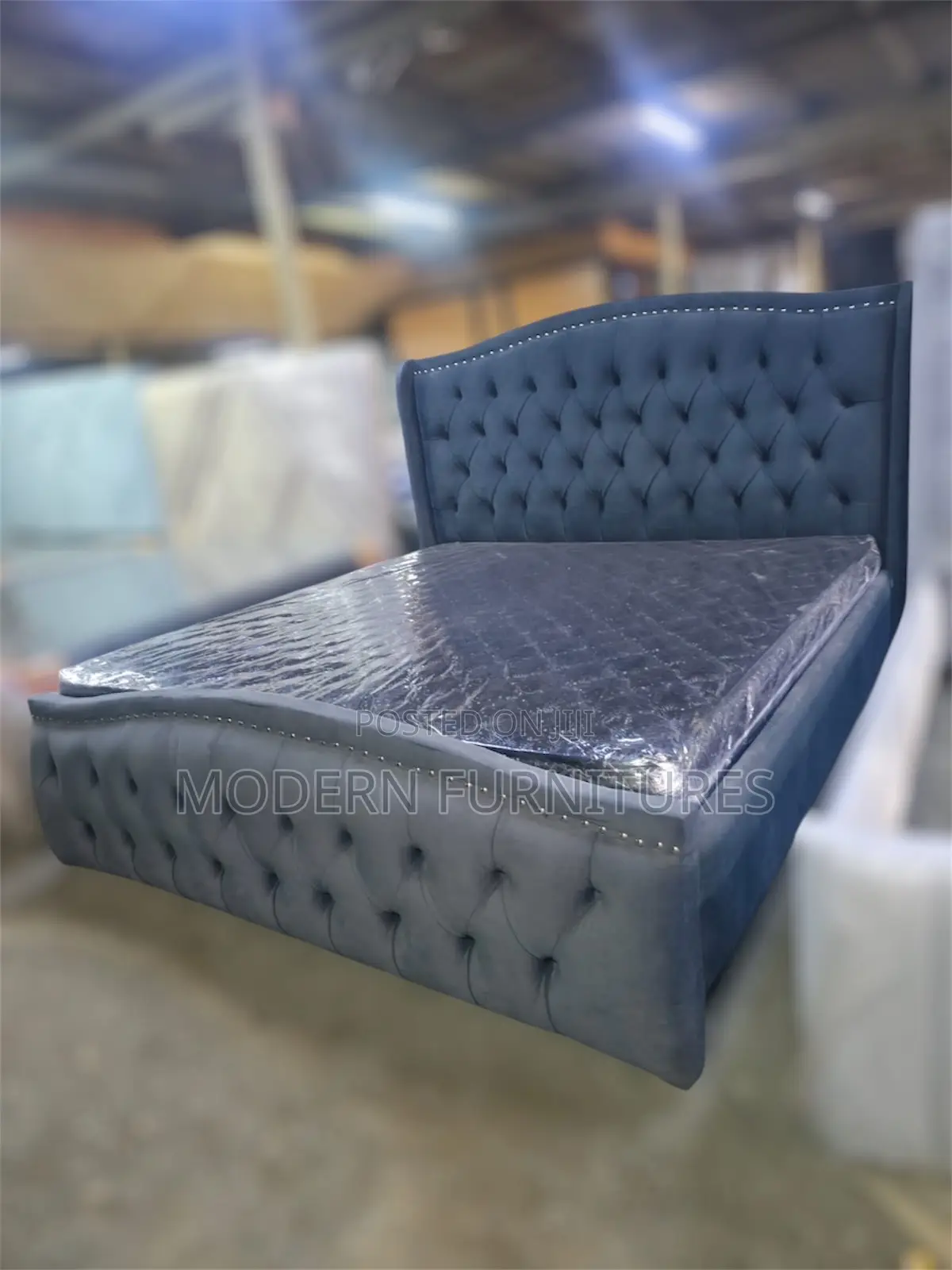 Dark Grey 6by6 Bed