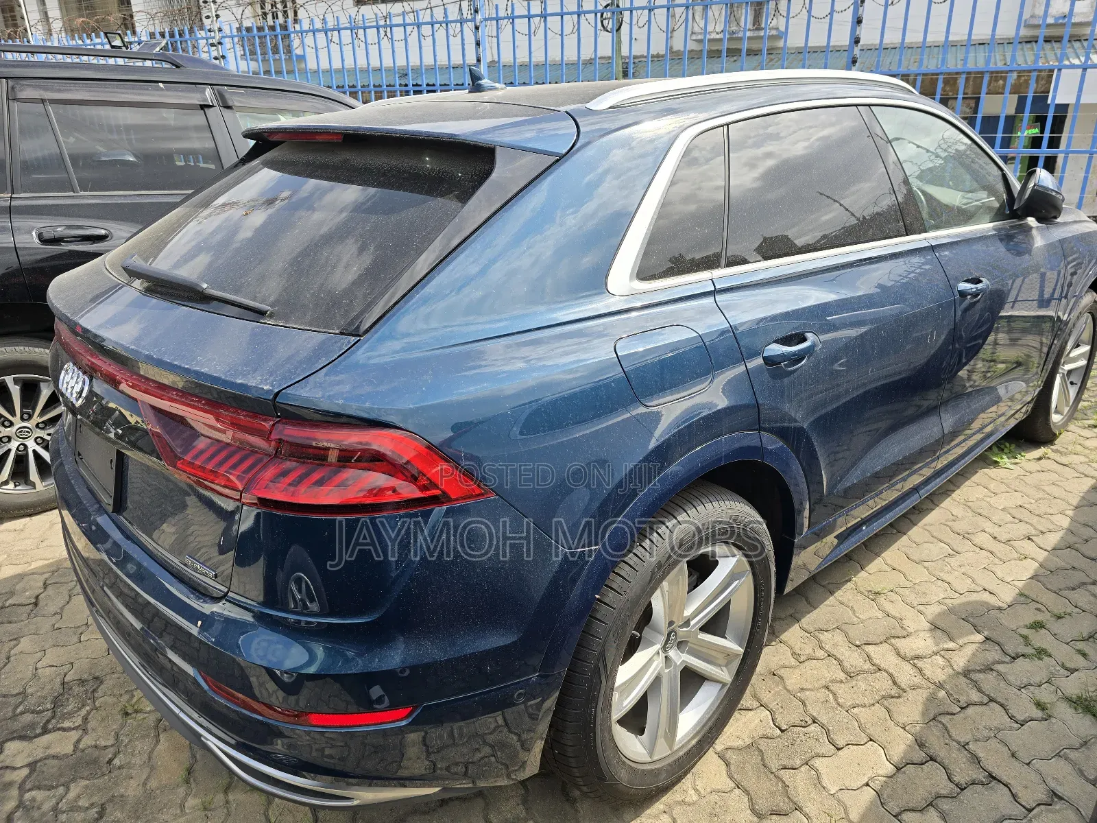 Audi Q8 2021 Blue