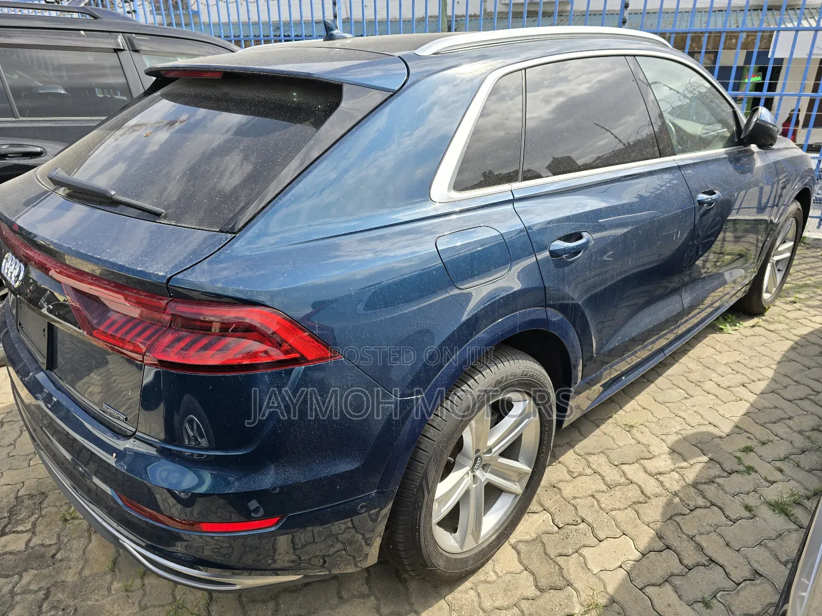 Audi Q8 2021 Blue