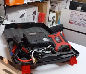 Portable Car Jam Starter With Air Compressor032