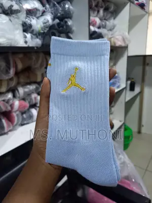 2 Pairs Jordan Socks Available in Three Colors