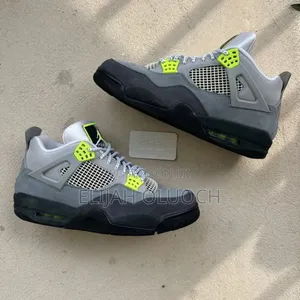 Air Jordan 4 Retro Se Cool Grey Neon