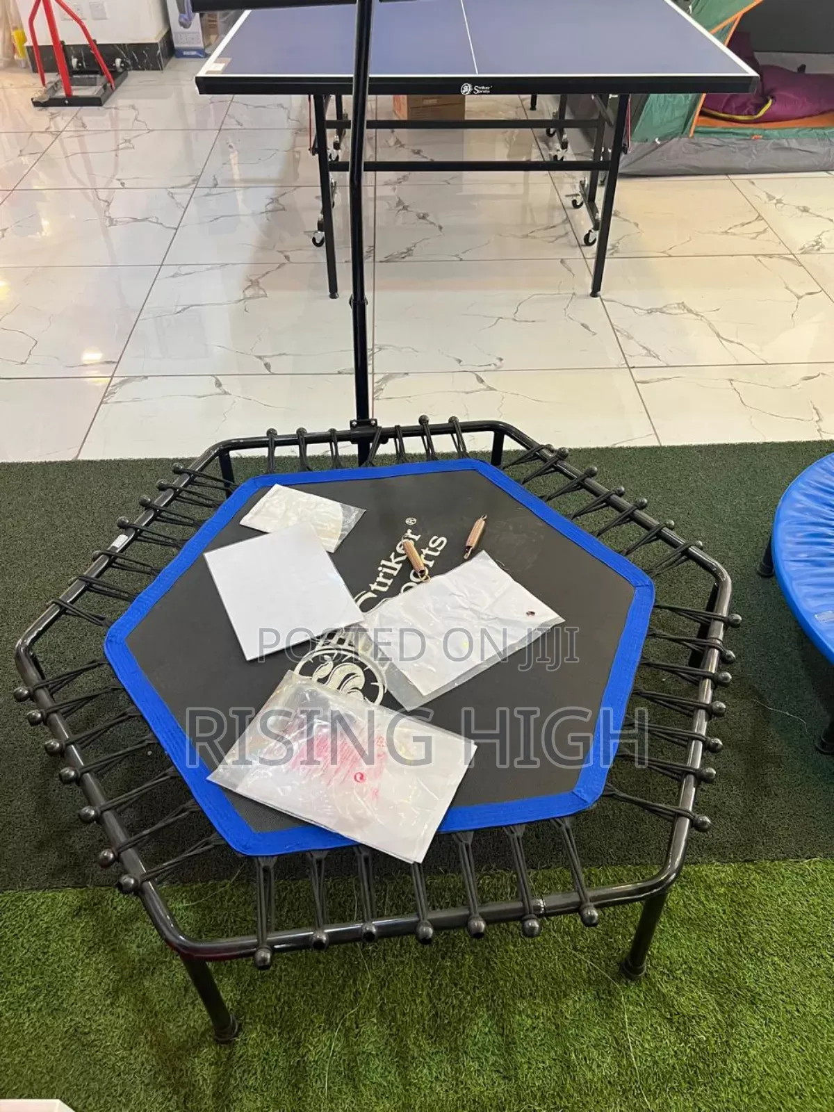 Foldable Mini Trampoline With Strong Stand
