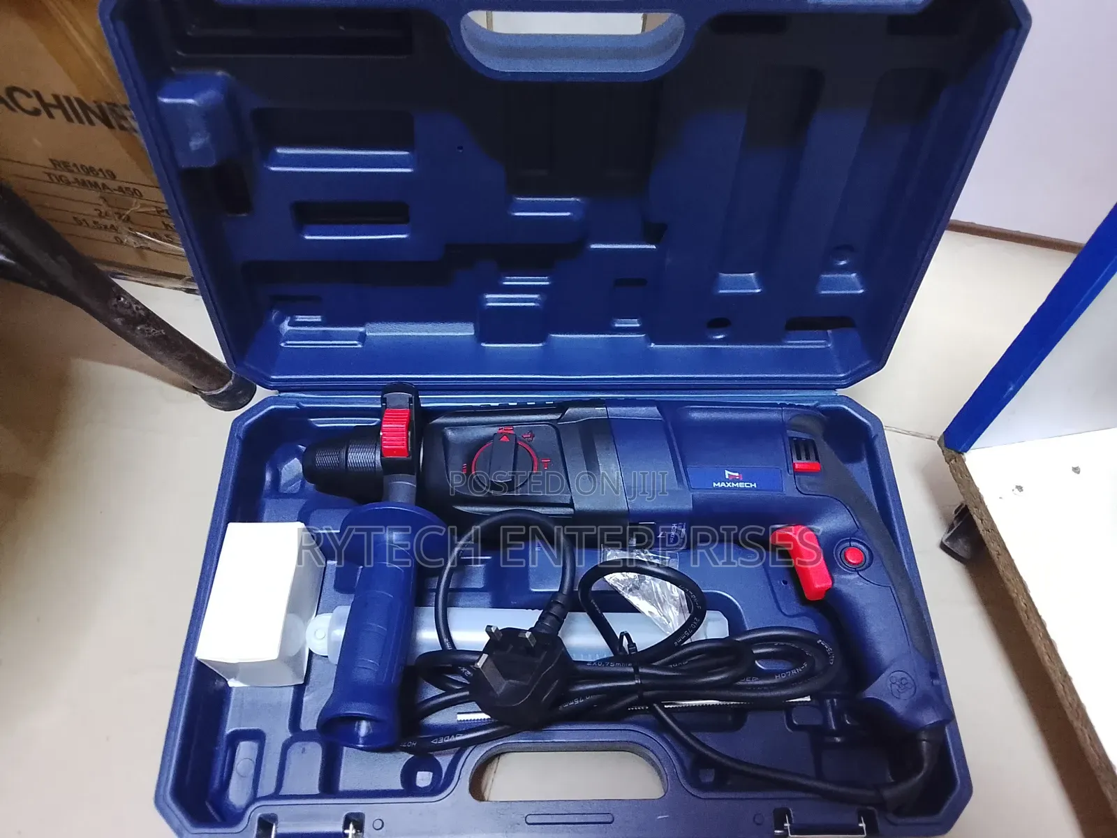 800 Watts Rotary Hammer Drill Machine
