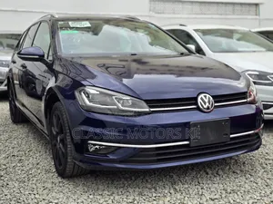 Volkswagen Golf Variant 2019 Blue