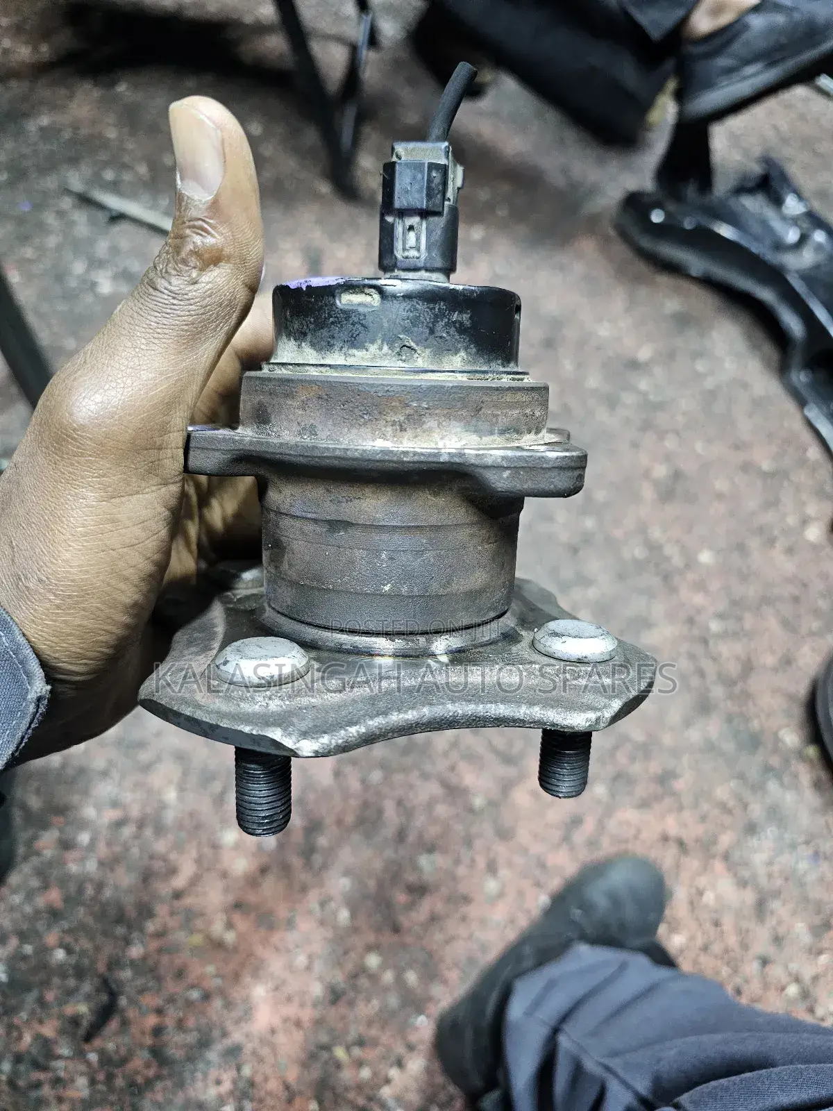 Fielder Rear Hub 2wd