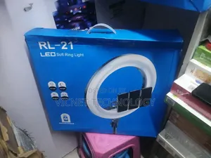 21 Inch 3 Phone Holder Ring Light