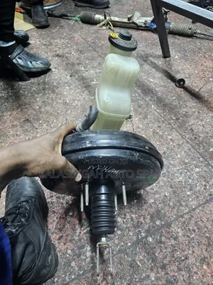 Brake Booster And Master Cylinder For Kluger