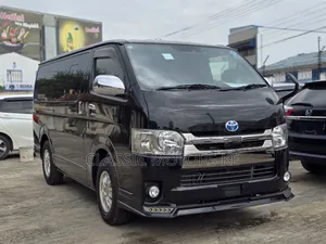 Toyota HiAce 2018 Black