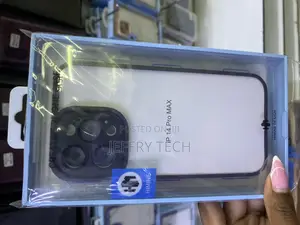 Boqari Center Clear iPhone 14 Pro Max Ase With Blue Border