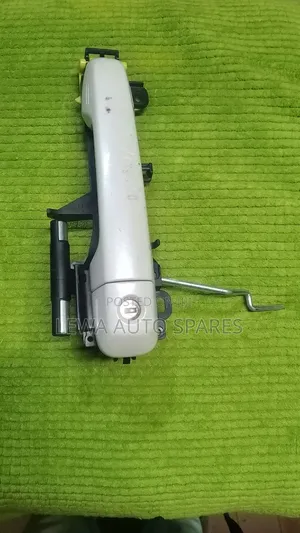 Outer Door Handle, Driver's Side For Toyota Prado 150